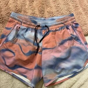 NWOT Columbia Marbled Color Active Outdoor Shorts